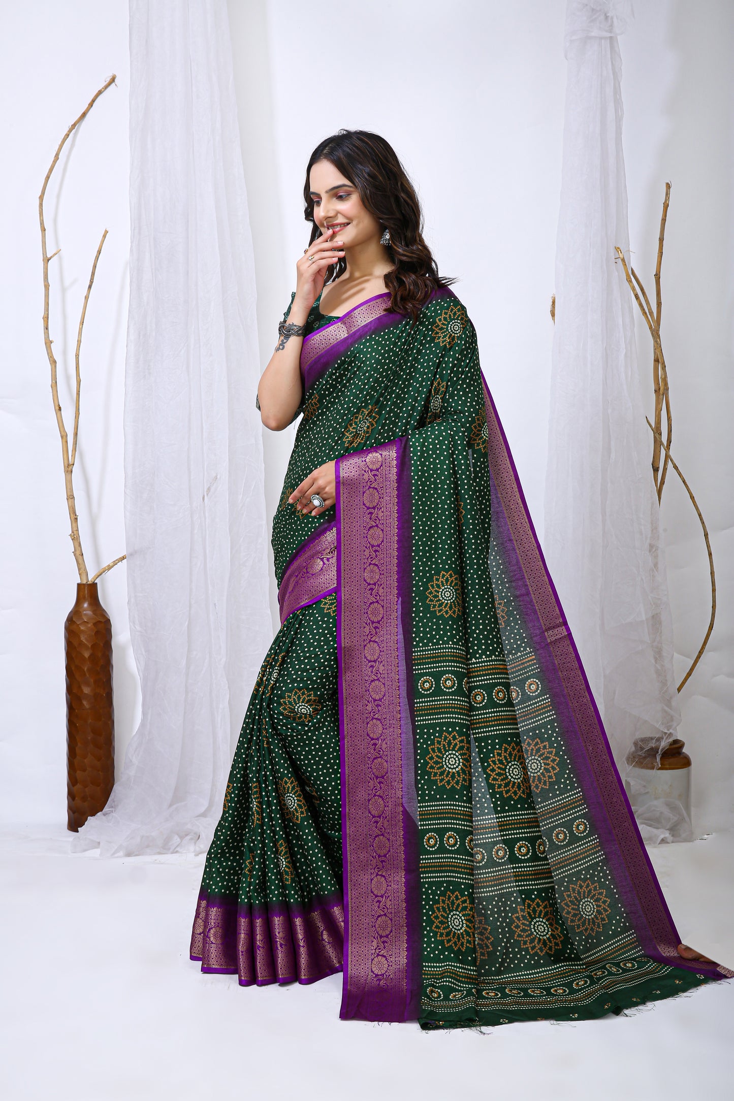 Green Color Dola Cotton Fabric Kalamkari Print Saree With Printed Blouse Piece