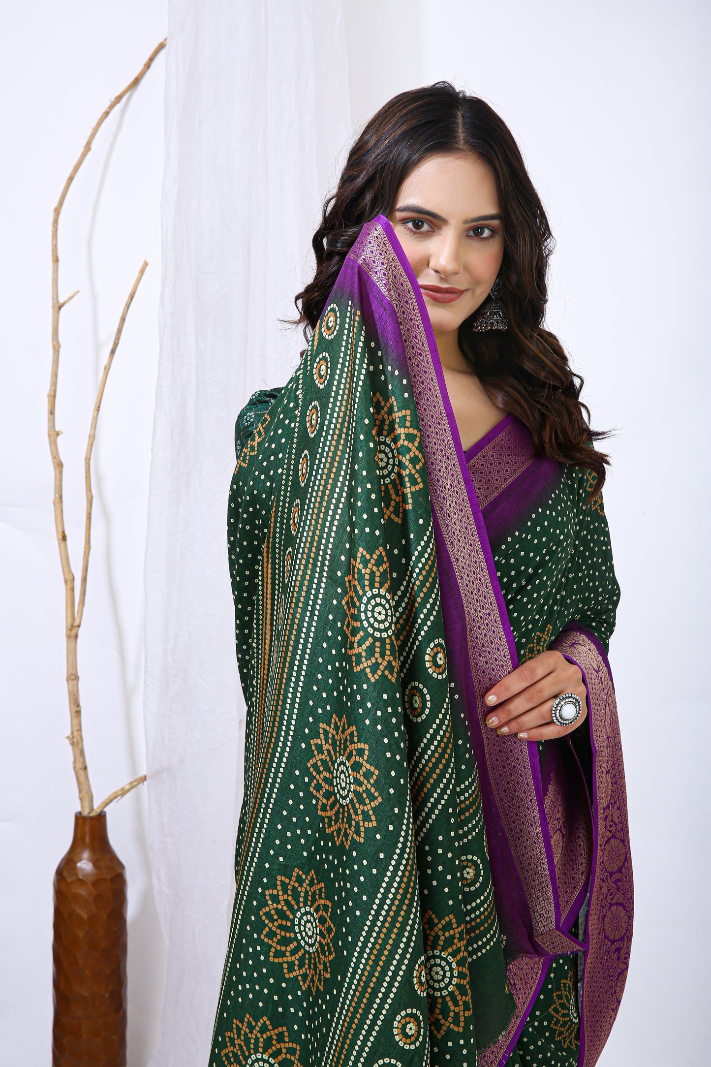 Green Color Dola Cotton Fabric Kalamkari Print Saree With Printed Blouse Piece