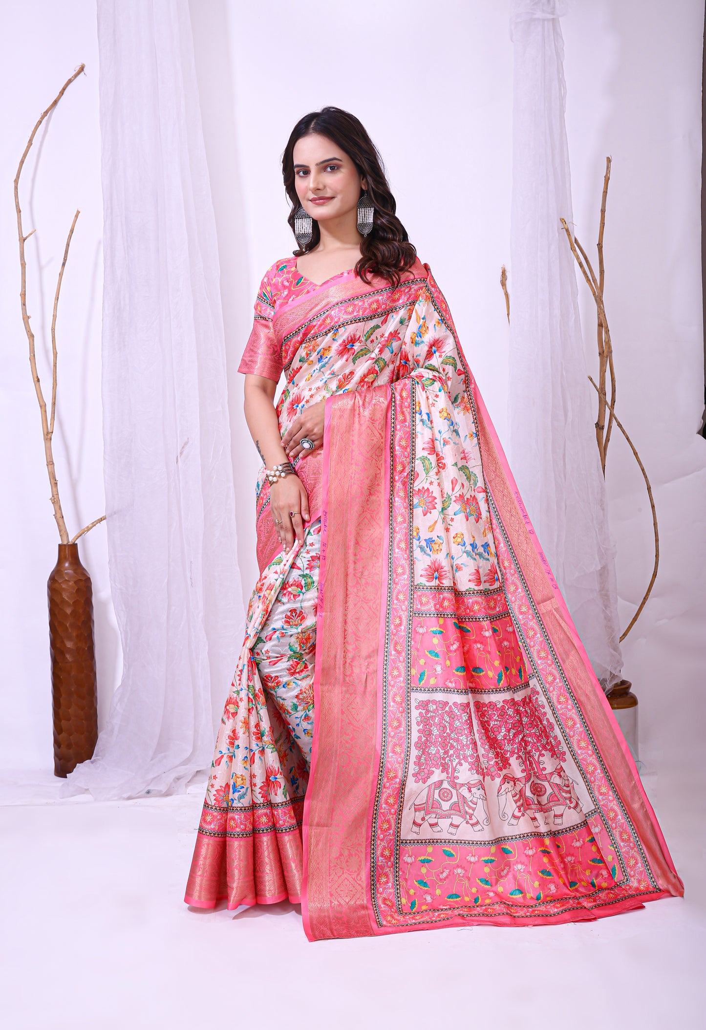 White and Pink Color Dola Cotton Fabric Digital Print Saree With Blouse Piece