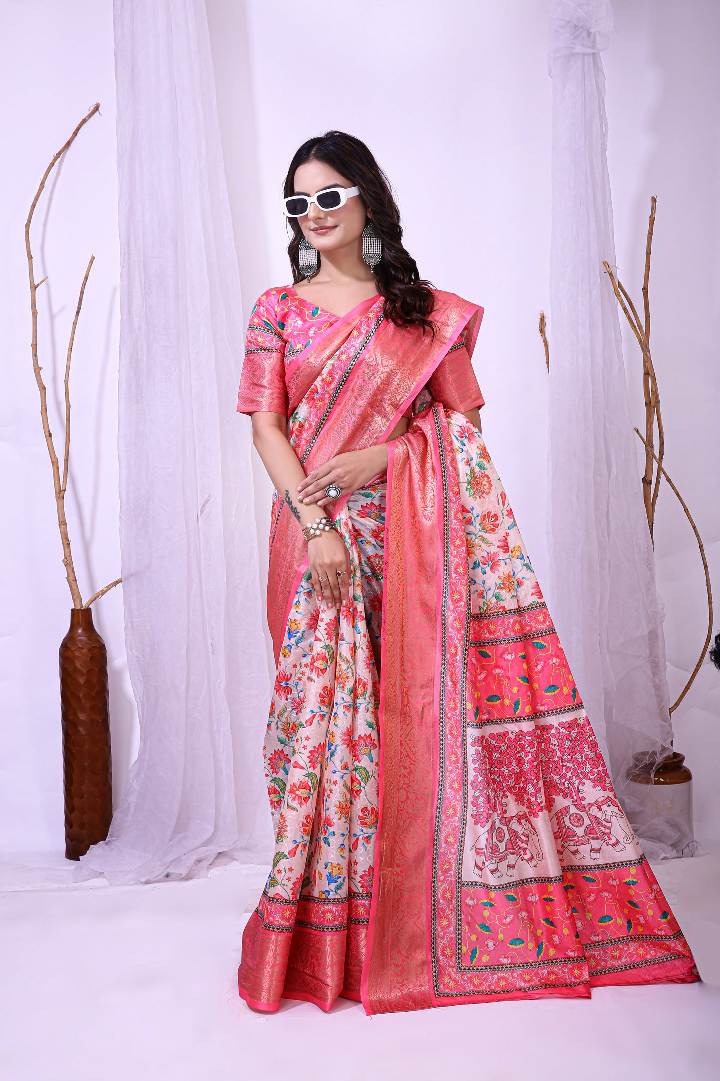 White and Pink Color Dola Cotton Fabric Digital Print Saree With Blouse Piece