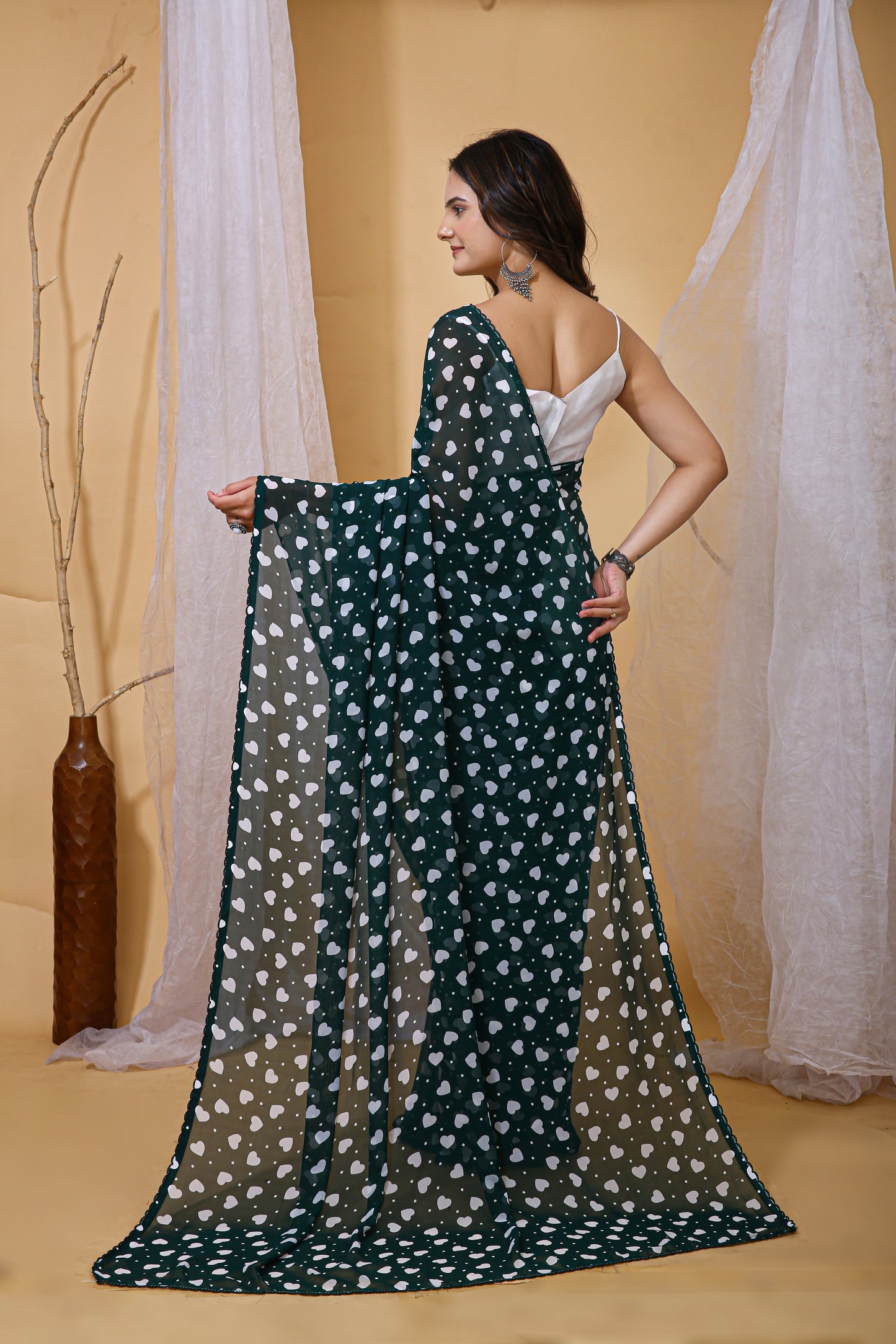 Green Color Georgette Fabric Heart Print Saree With Blouse Piece