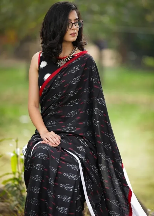 Graceful White and Black Color Cotton Linen Saree With Unstitched Blouse Piece For Women