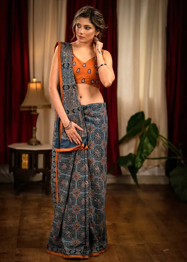 Gorgeous Gray Color Cotton Linen Saree With Unstitched Blouse Piece For Women