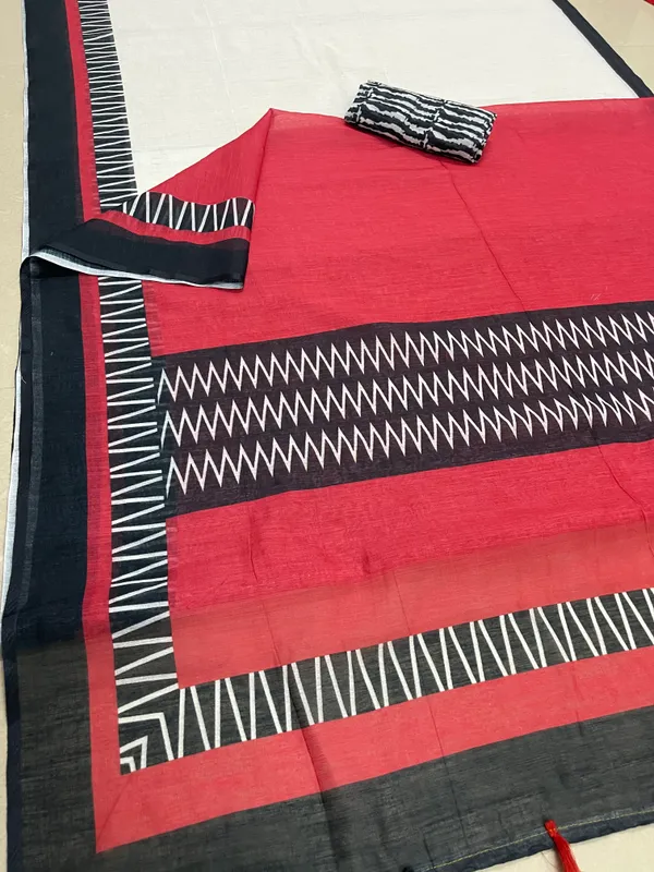 Mesmerizing Red and White Color Cotton Linen Saree With Unstitched Blouse Piece For Women