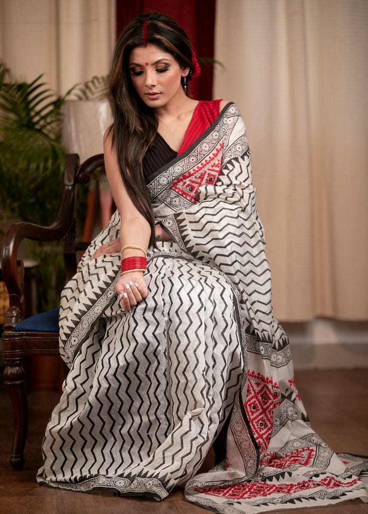 Enchanting White Color Cotton Linen Saree With Unstitched Blouse Piece For Women