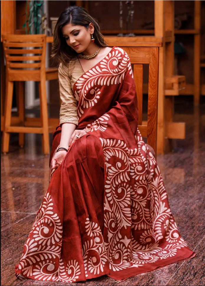 Glamorous Red Color Cotton Linen Saree With Unstitched Blouse Piece For Women