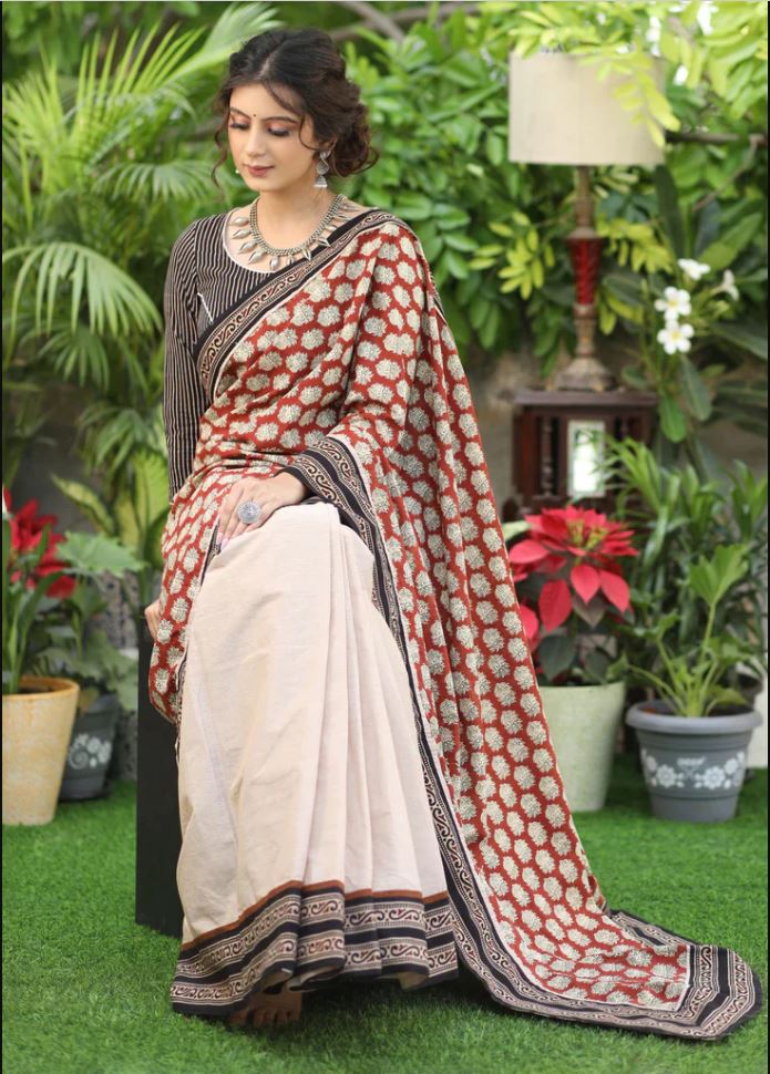 Traditional White Color Cotton Linen Saree With Unstitched Blouse Piece For Women