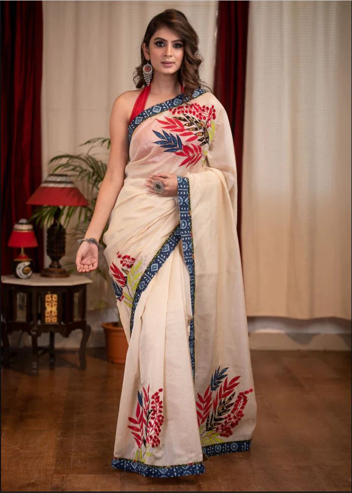 Luxurious White Color Cotton Linen Saree With Unstitched Blouse Piece For Women