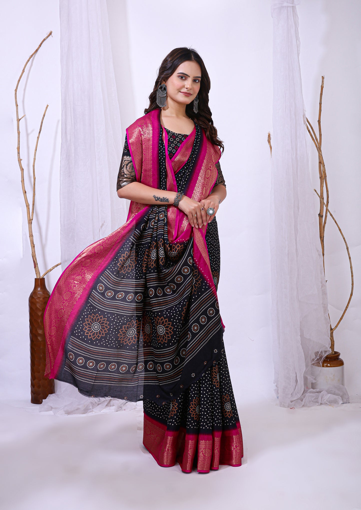 Black Color Dola Cotton Fabric Kalamkari Print Saree With Printed Blouse Piece