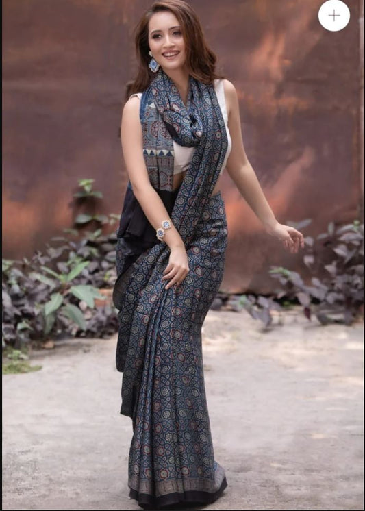 Luxurious Black Color Cotton Linen Saree With Unstitched Blouse Piece For Women